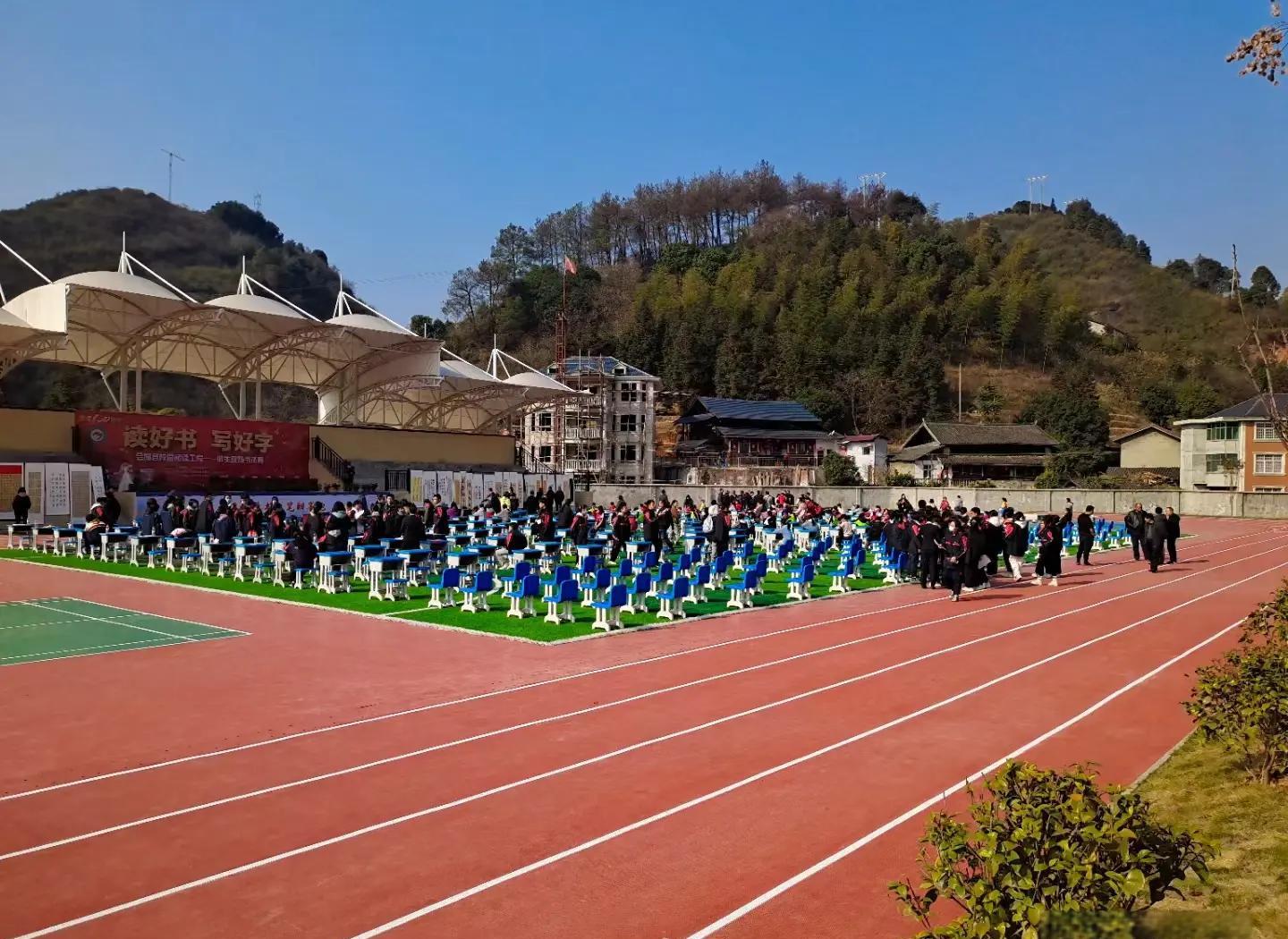 内江市硅PU塑胶篮球场 - 价格